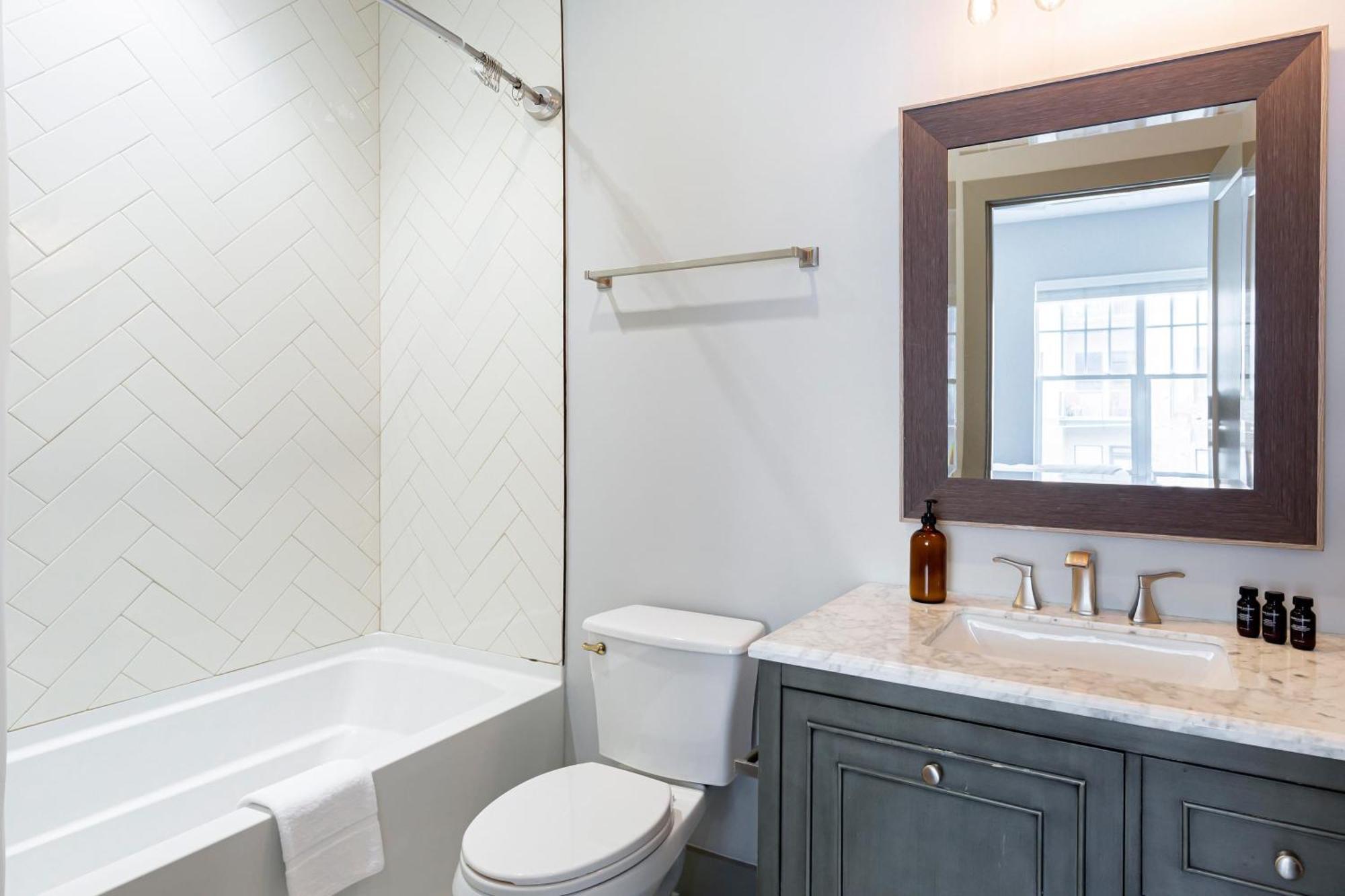 Waverly By Avantstay Nashville-Inspired Townhome W Luxury Kitchen Pool Table Esterno foto